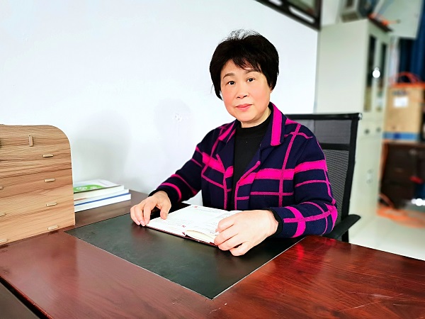 机电吴环英.jpg 机电吴环英.jpg