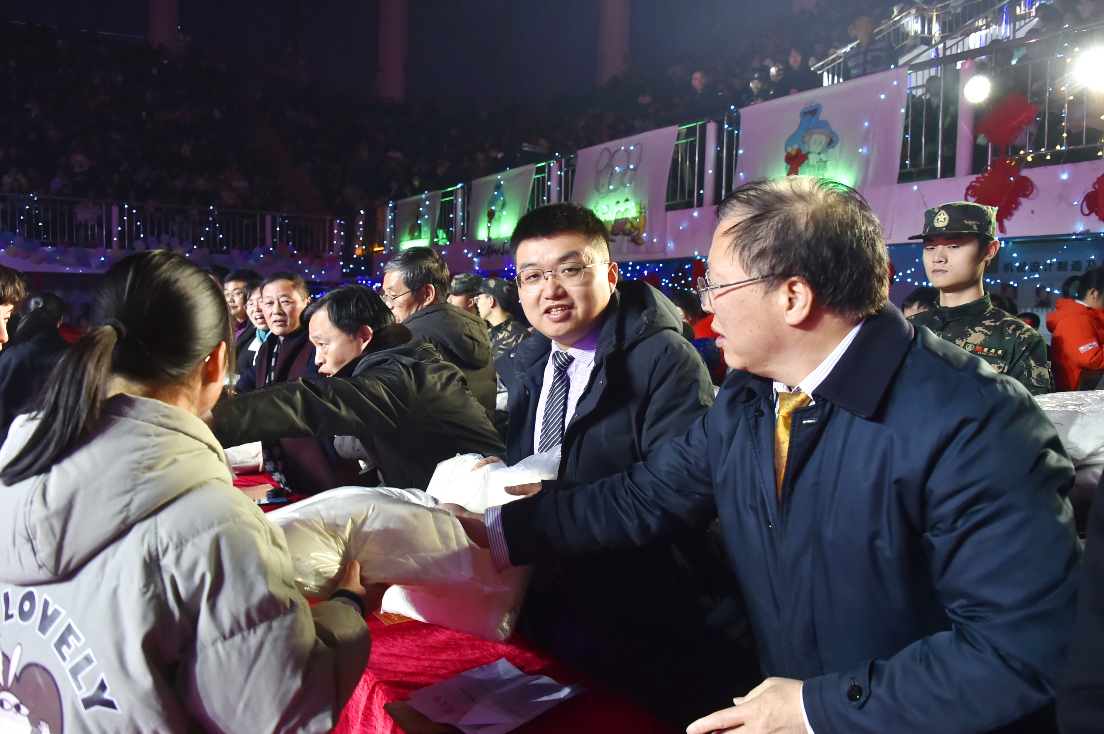 图片5.jpg 图片5.jpg