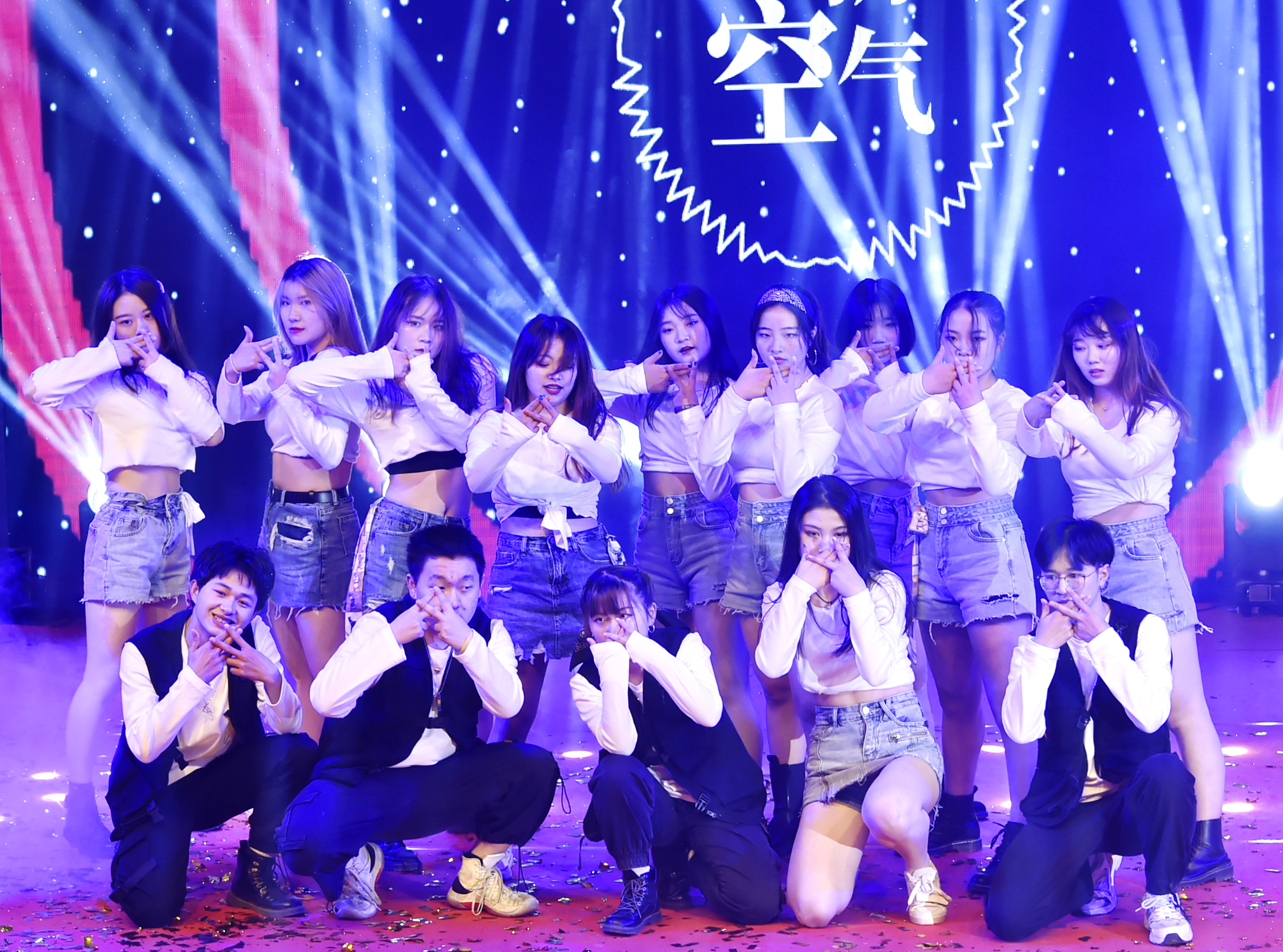 图片14.jpg 图片14.jpg