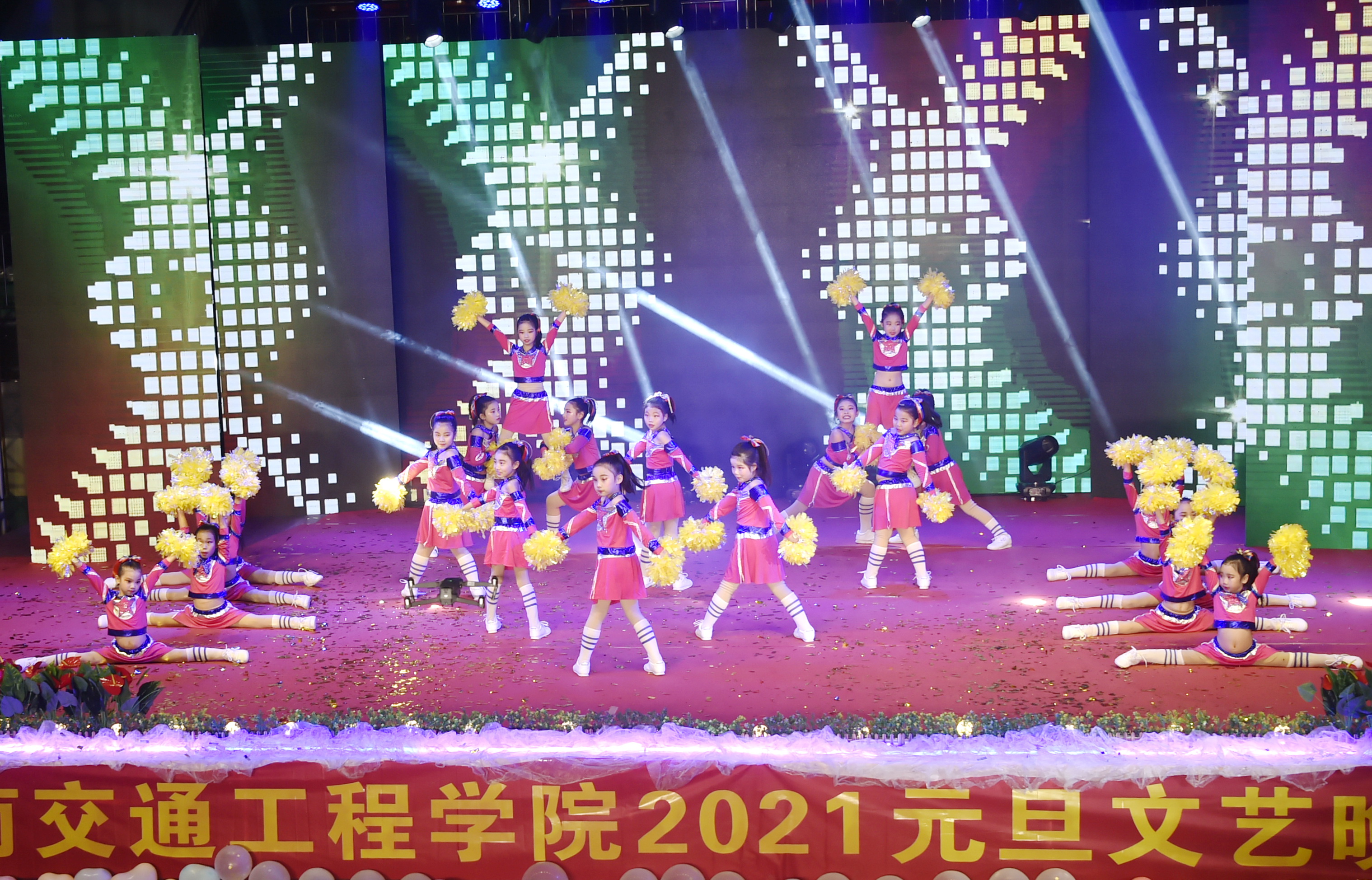 图片7.jpg 图片7.jpg